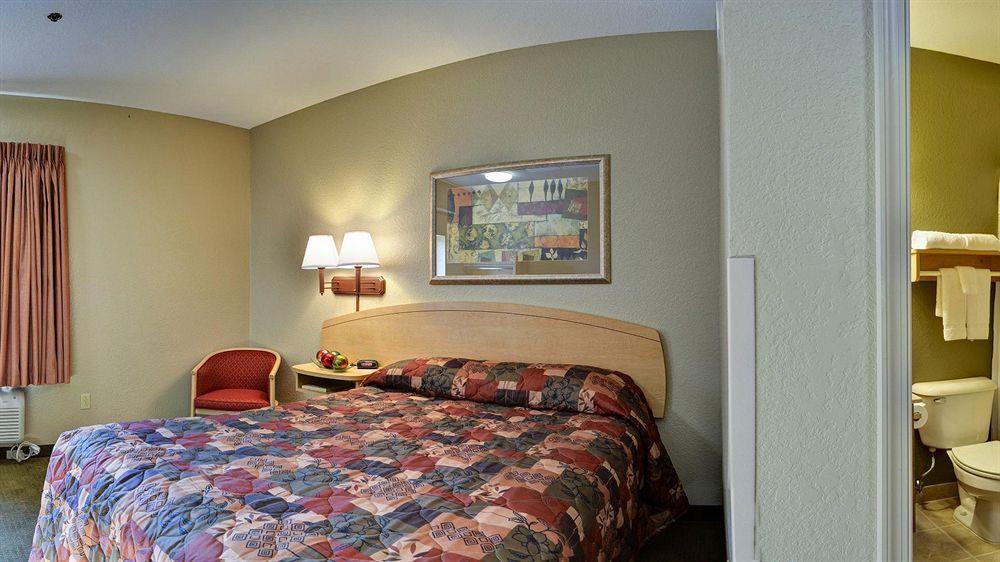Suburban Studios Morgantown Esterno foto
