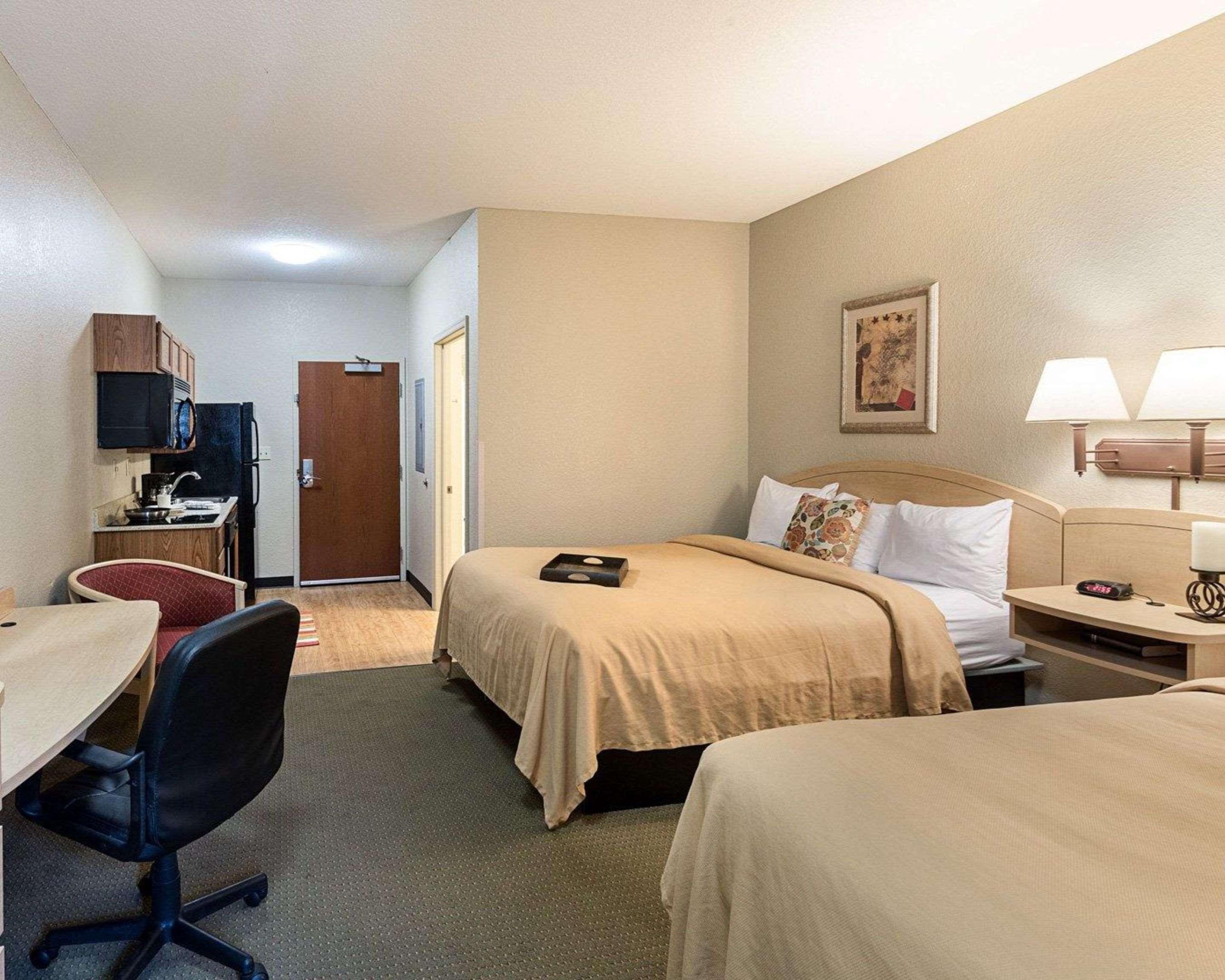 Suburban Studios Morgantown Esterno foto