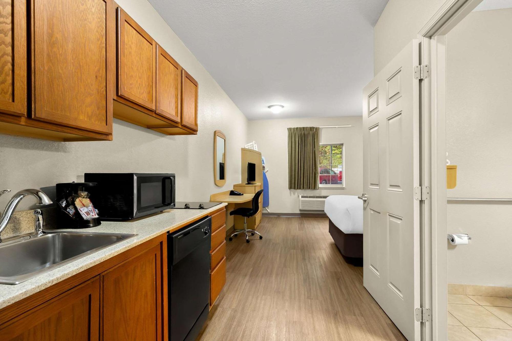 Suburban Studios Morgantown Esterno foto