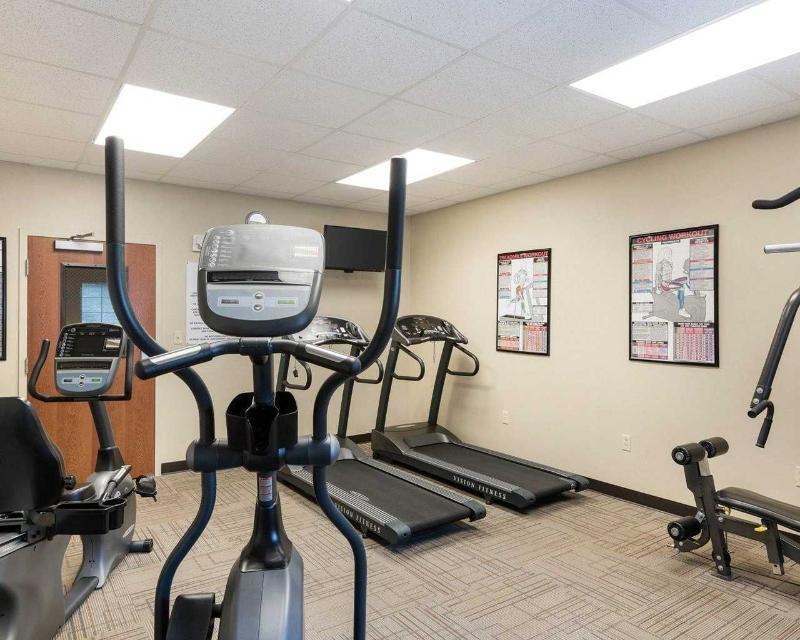 Suburban Studios Morgantown Esterno foto