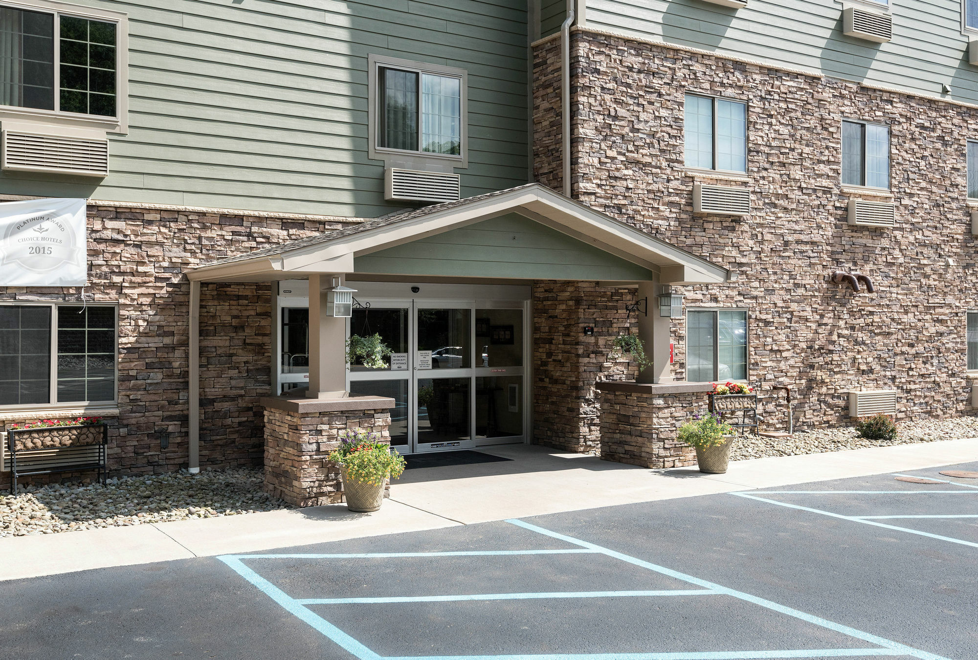 Suburban Studios Morgantown Esterno foto
